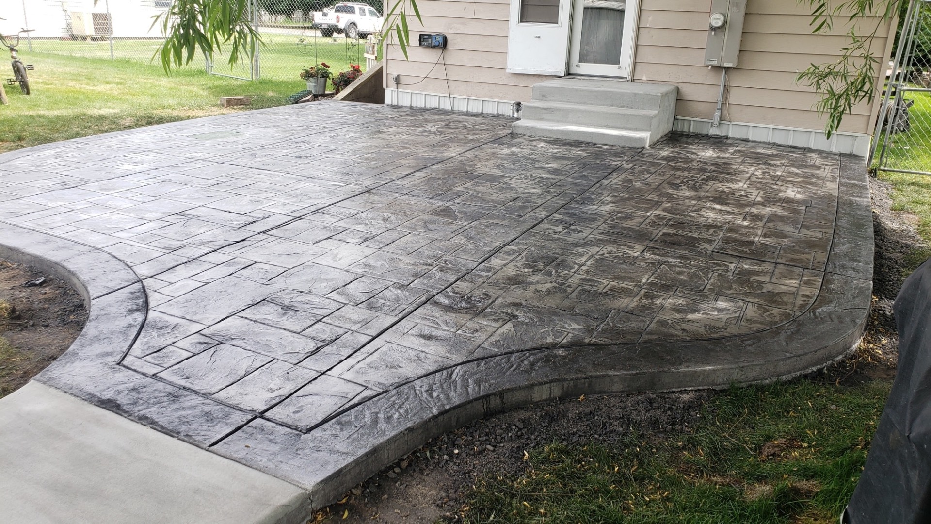 Stamped concrete patio with custom border